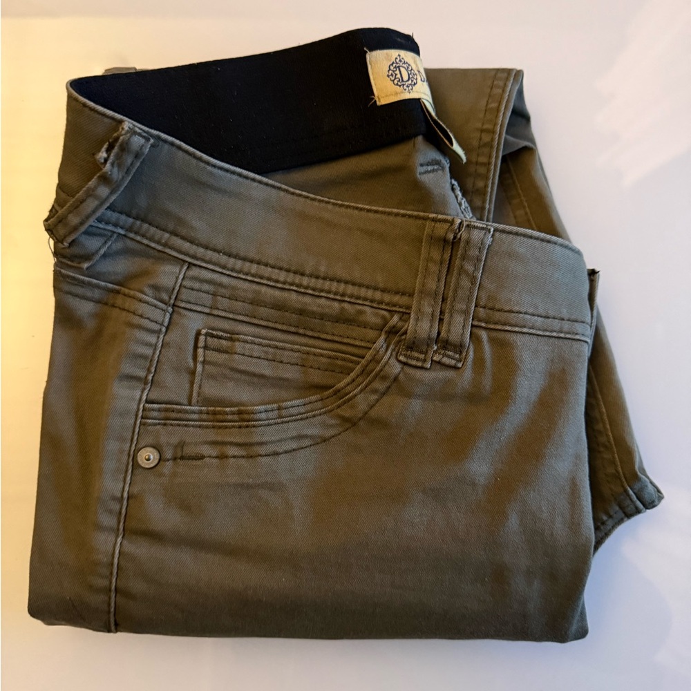 Democracy Women's Skinny Jeans in Olive Green